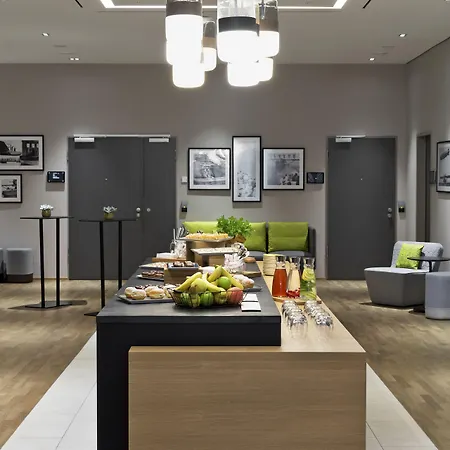 酒店 Courtyard By Marriott Oberpfaffenhofen Munich South 4*