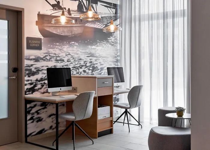 Courtyard By Marriott Oberpfaffenhofen Munich South Hotel 4*