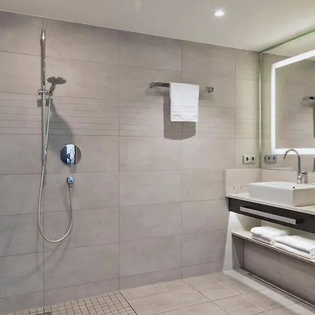 Courtyard By Marriott Oberpfaffenhofen Munich South Hotel 4*