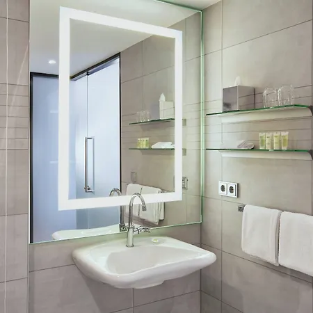 Courtyard By Marriott Oberpfaffenhofen Munich South 호텔 길힝