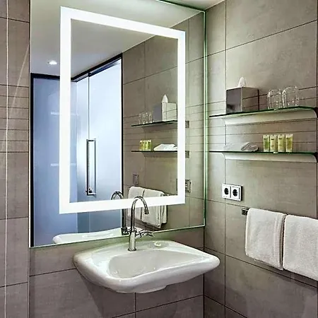 Courtyard By Marriott Oberpfaffenhofen Munich South Hotel