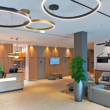 Hotel Courtyard By Marriott Oberpfaffenhofen Munich South 4*