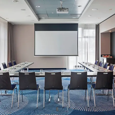 ホテル Courtyard By Marriott Oberpfaffenhofen Munich South ギルヒング