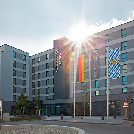 ホテル Courtyard By Marriott Oberpfaffenhofen Munich South 4*