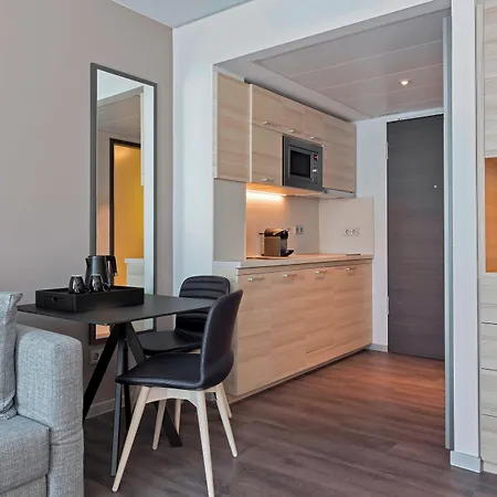 ホテル Courtyard By Marriott Oberpfaffenhofen Munich South ギルヒング