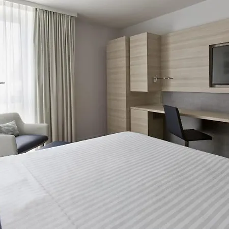 Courtyard By Marriott Oberpfaffenhofen Munich South 길힝