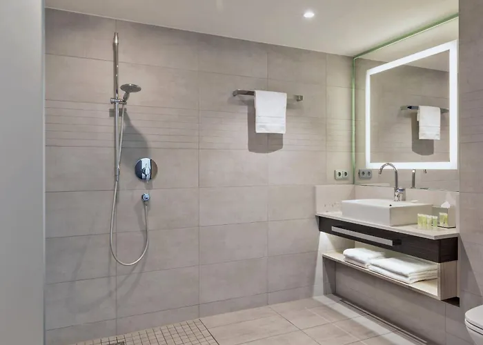 Courtyard By Marriott Oberpfaffenhofen Munich South Hotel 4*