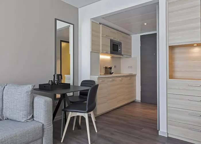 Courtyard By Marriott Oberpfaffenhofen Munich South 4* 길힝