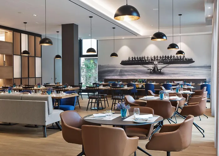 호텔 Courtyard By Marriott Oberpfaffenhofen Munich South 4*