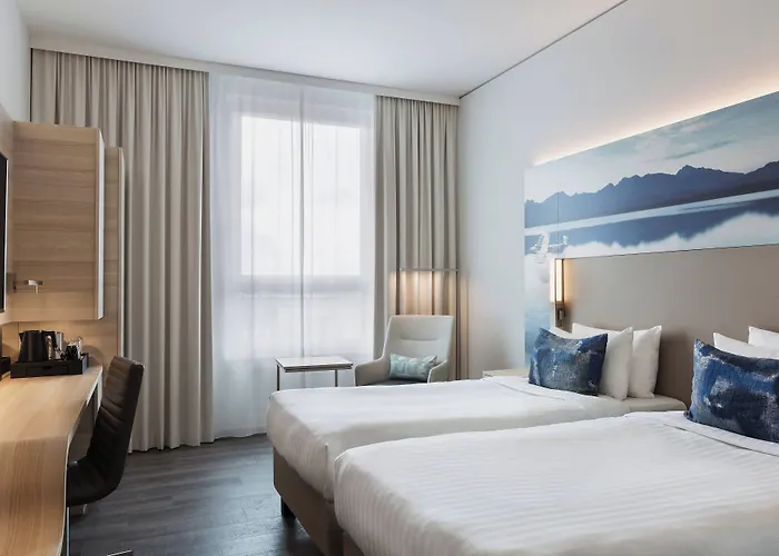 호텔 Courtyard By Marriott Oberpfaffenhofen Munich South 길힝