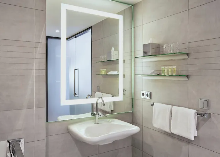 Courtyard By Marriott Oberpfaffenhofen Munich South Hotel Gilching